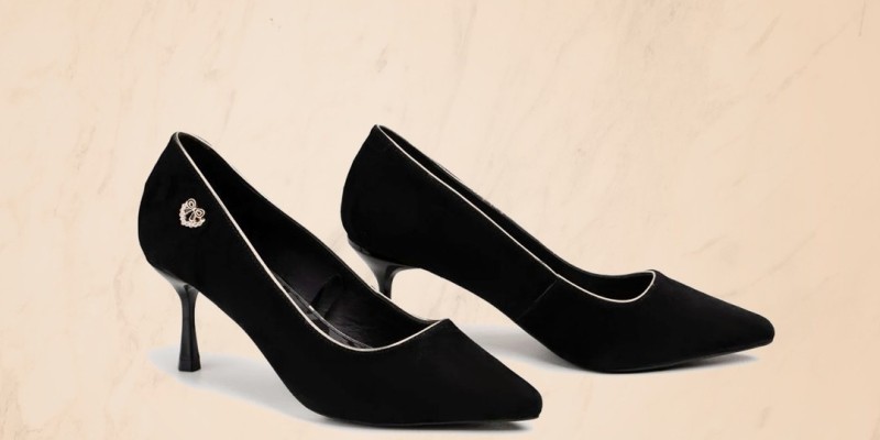 Pakistan Day Sale! LOGO Shoes FLAT 23% off 2 