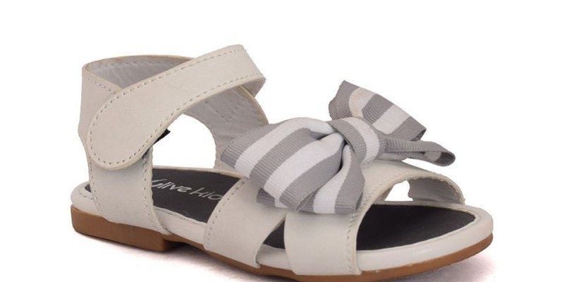 Pakistan Day Sale at Clive Shoes! FLAT 23% off on Entire Stock 2 