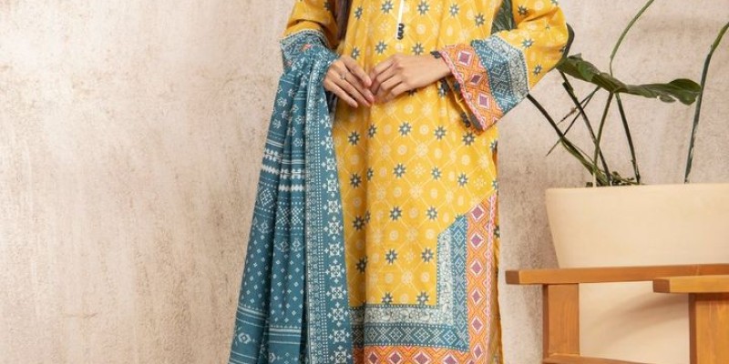 Edenrobe! Flat 50% OFF on Unstitched & Pret 2 