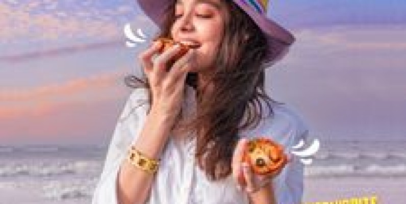 Broadway Pizza! Azadi Deal For Rs.1899/- 2 