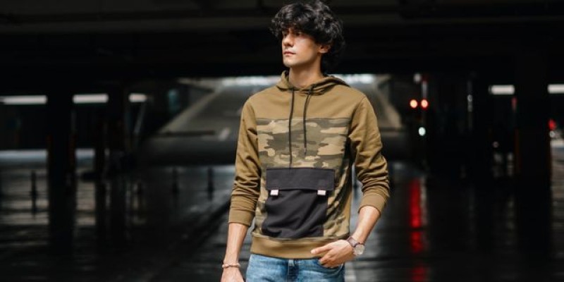 End-of-season sale on Essentia flat 50% Off 2 