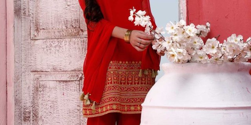 Up to 50% off at the Oaks Winter Sale 2 