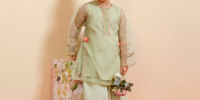 Leisure Club Mid Summer Sale Flat 30% Off 2 