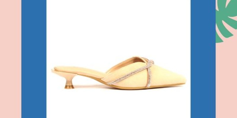 Hush Puppies Summer Sale! Flat 50% & 25% off 2 