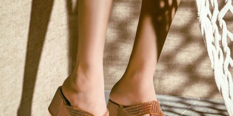 Insignia Eid Sale! Flat 20% & Flat 50% off 2 