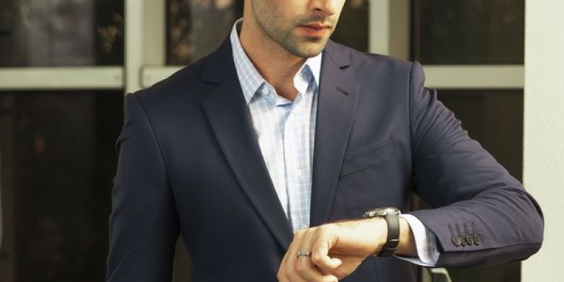 On Independence Day Lawrencepur Give UP TO 50% off on selected items 2 