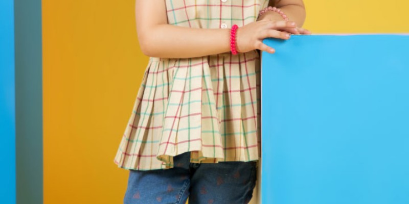 Alkaram Studio Defence Day Sale Get UP TO 50% OFF 2 