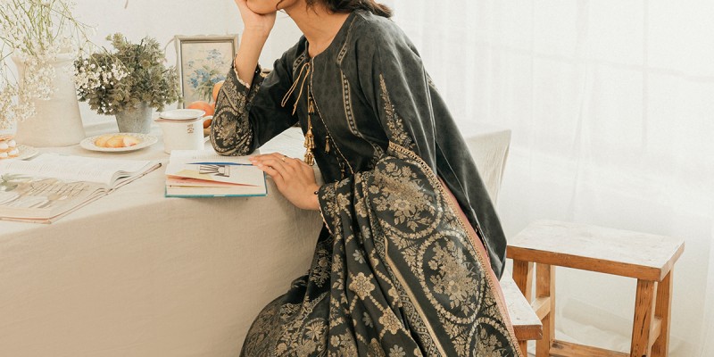 Nishat Linen FLAT 30% off on Unstitched 2 