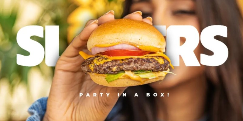 Burger O'Clock World Cup Deal for Rs.Rs.1992/- 2 