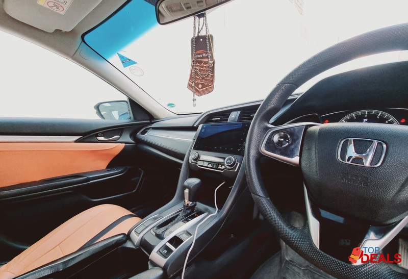 HONDA CIVIC 2017 model, White Color image 7