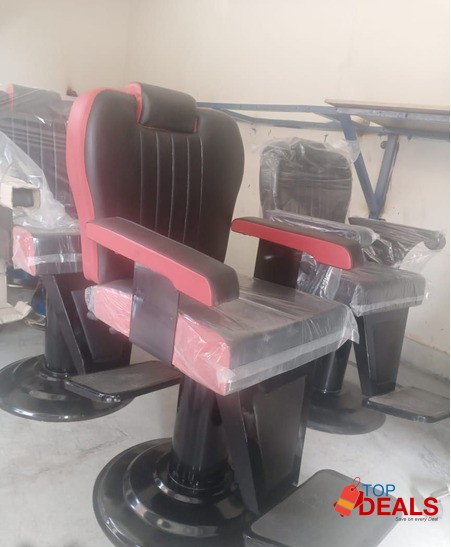 The right saloon furniture image 1