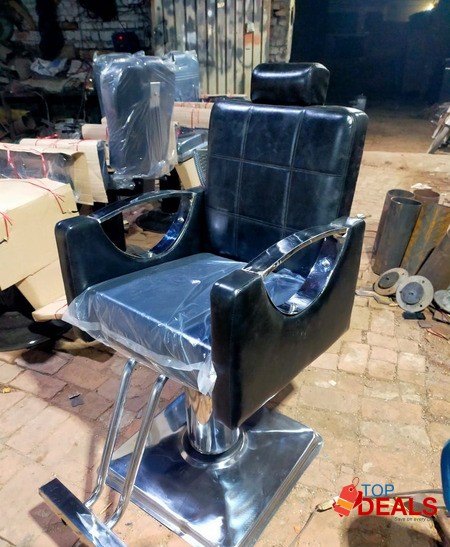 The right saloon furniture image 7