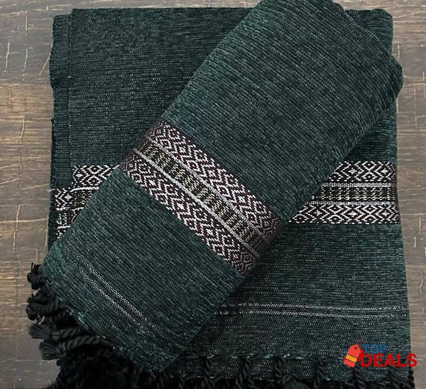 Mardana shawl hand working image 2