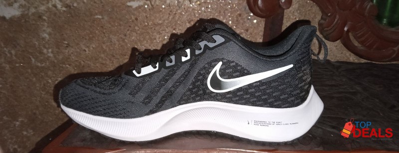 Nike runner shoe image 6