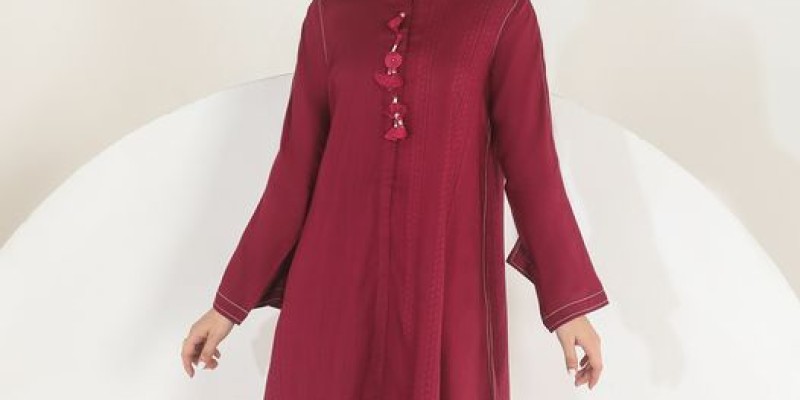 End-of-Winter-Season Sale at Sana Safinaz! With FREE shipping, you can save up to 50% 3 