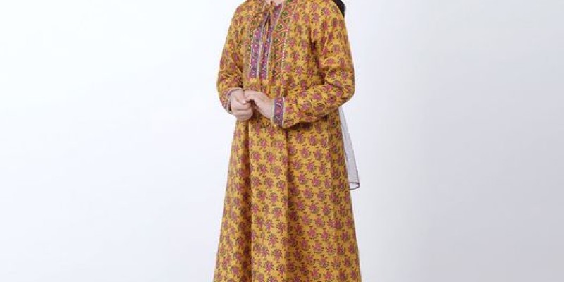 Annual Winter  Sale at the Leisure Club! There is a flat 50% discount on the entire new range 3 