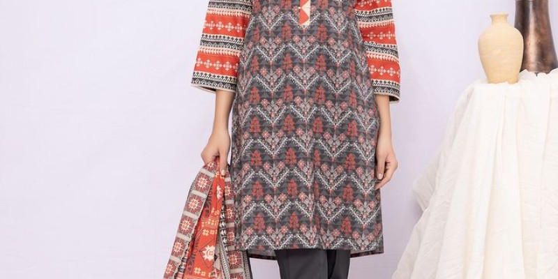 Edenrobe is having a Pakistan Day Sale with up to 50% off on Multiple Categories. 3 