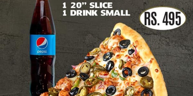 Yellow Taxi Pizza Co. is having a Six Eater Taxi Deal 8 For Rs. 2695/- 3 