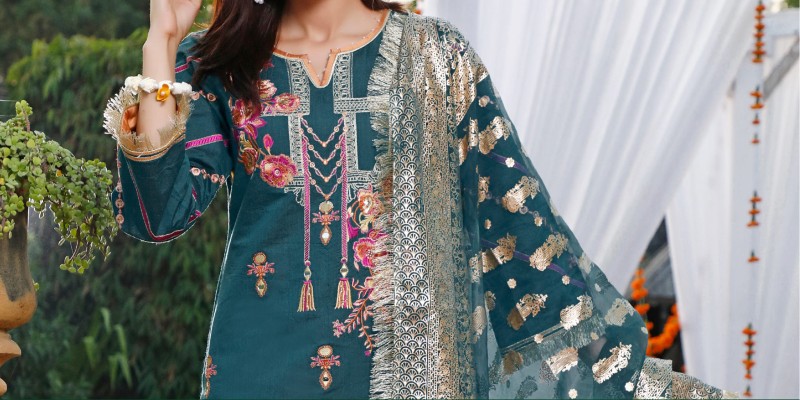 Pakistan Day Sale at Sifona Enjoy flat 30% OFF on your favorite outfits 3 