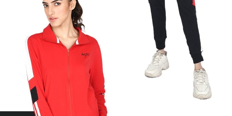 Pakistan Day Sale at Hang Ten! Flat 25% and 50% Off on Entire Stock 3 