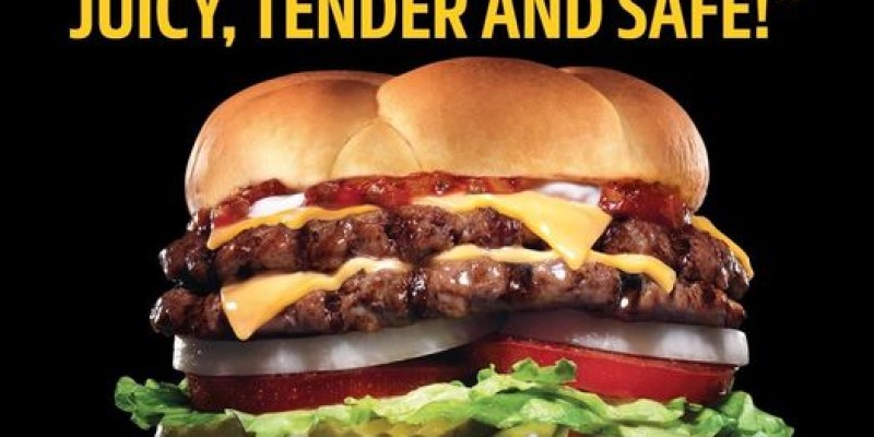 Hardee's Family Feast for Rs.1499/- 3 