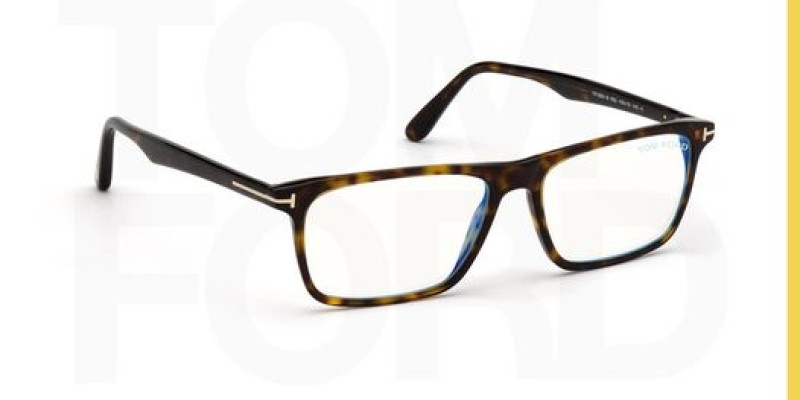 Optic World! FLAT 50% off on All Non Branded Frames & Sunglasses 3 