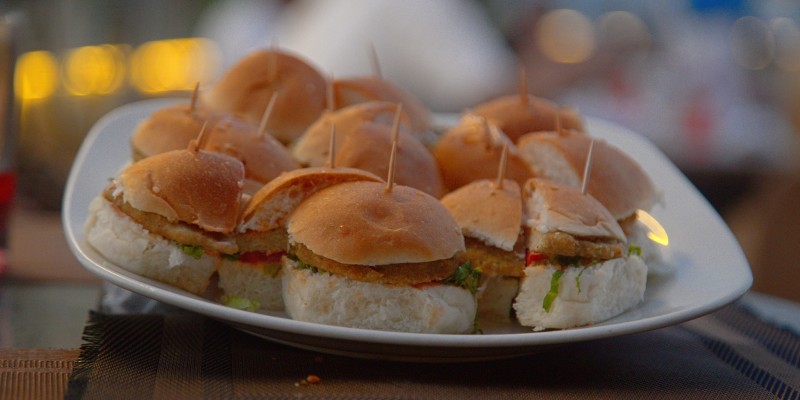 OBAN Hotel Iftar cum Dinner Buffet For Rs.1399/- 3 