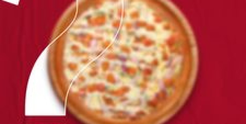 25% discount on Pizza Hut with HBL Bank 3 