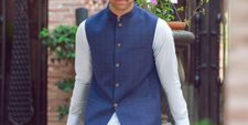 Royal Tag Festive Sale! Flat 30% off on Entire Stock 3 