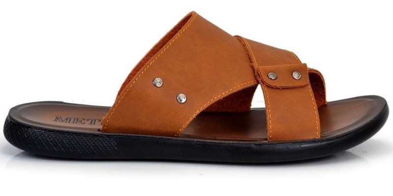 Metro Shoes! Flat 50% off 3 