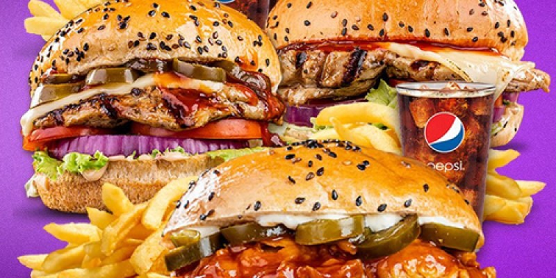 Howdy Happyning Hours Deal For 3 For Rs.1899 3 