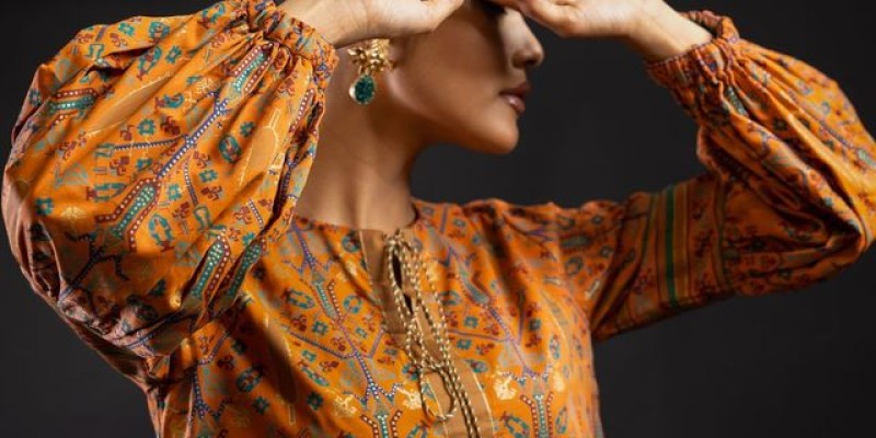 Price Smash sale at alkaram studio! Flat 30% and 40% off 3 