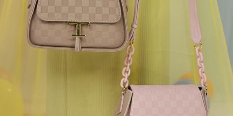 Mōcciani Pakistan Day Sale Flat 23% Off 3 