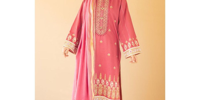 Orient Textiles FLAT 30% off on Unstitched 3 