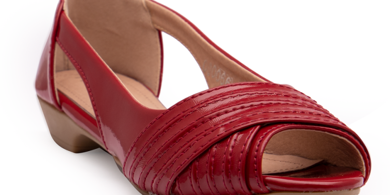 Heels Mother's Day Sale Flat 25% off 3 