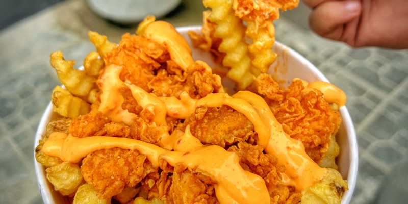 Clucky's Howzat Deal 1 For Rs.1299/- 3 