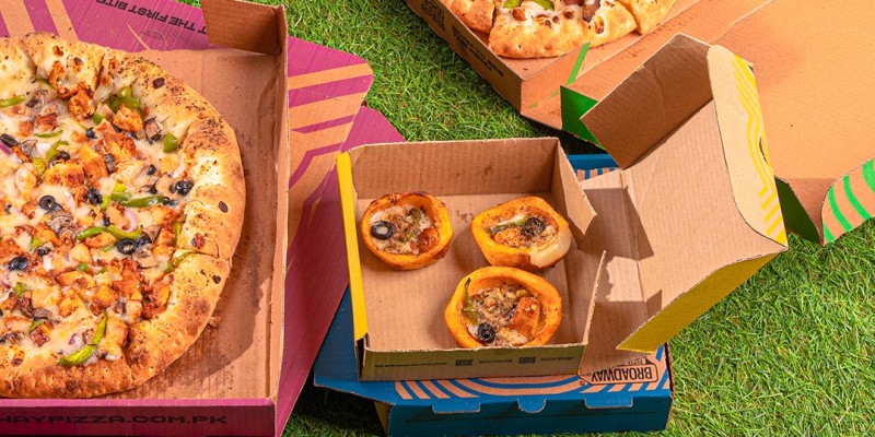 Broadway Pizza Crazy Value Deal 2 For Rs.899/- 3 