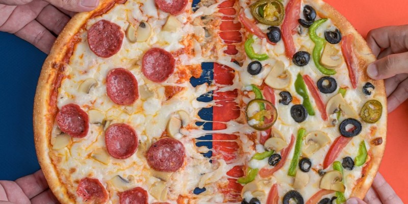 Bingo’s Pizza Value Deal for 1 For Rs.499/- 3 