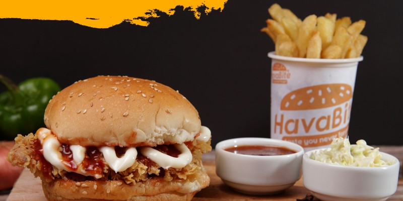 Havabite Hot Deal 8 (4x Crispy Broast (Leg) French Fries Coleslaw Drink 1.5 Ltr) For Rs.1980/- 3 