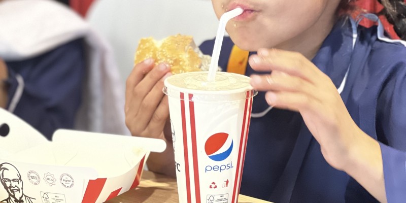 KFC Chicky Meal 2 With Toy For Rs.570/- 3 