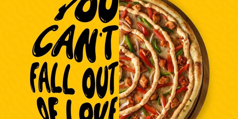 Chuckles Cricket Fever Feast Deal 3 For Rs.2349/- 3 