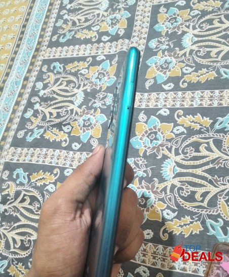 Infinix Hot 10 6 GB Ram 128 Memory ( Only Mobile ) image 5