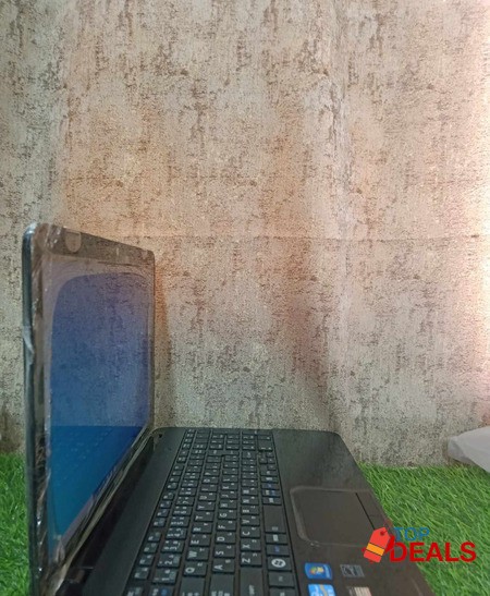 Toshiba Satellite L855 Core i5 2nd Generation image 7