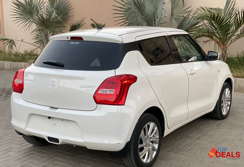 Suzuki Swift GL CVT 2022 image 4