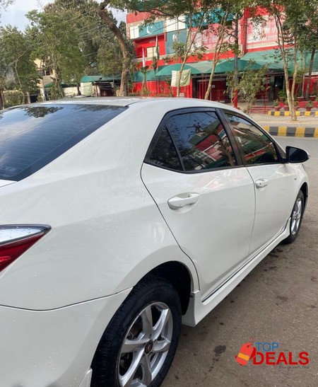 Toyota Corolla Gli 2019 image 4