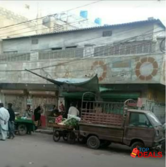 Main Road Corner House For Sale in Mehmoodabad image 1