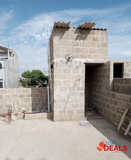 80 SQUARE YARDS LEASED HOME FOR SALE, GULSHAN DAD RAHEEM BONDARY WALL image 1