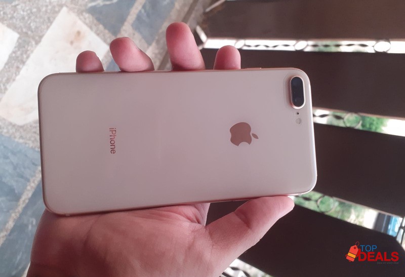 Iphone 8 plus, 10/10 Condition, Official American LLA Model image 1