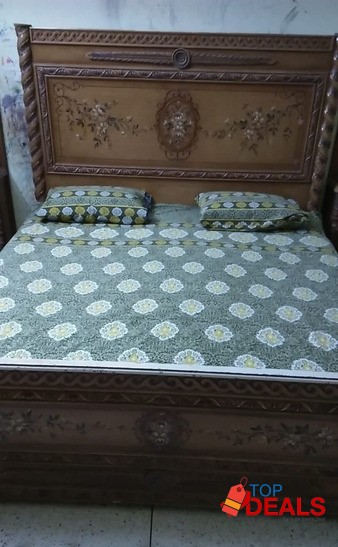 *Used King Size Complete Bet Set with Foam* image 1