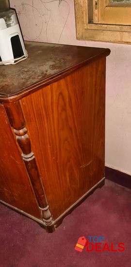 Sideboard in wood image 2